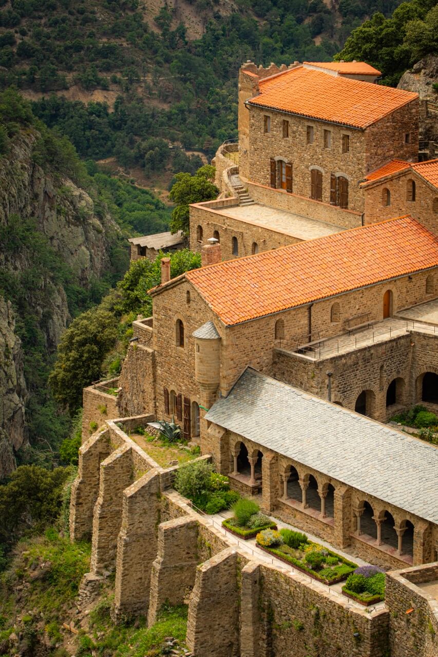 Abbaye Saint-Martin du Canigou, printemps 2024 (Fiona)